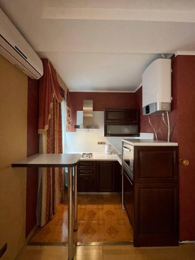 One Bedroom Kreschatik Str 4 Kiev Buitenkant foto